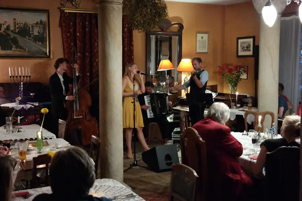 Ξενοδοχείο με διαμερίσματα Austeria Klezmer Hois Krasków